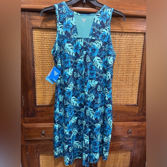 NWT Columbia PFG Midway Bay Dress XL Omni-Wick™ Omni-Freeze™ Green-Blue Tropical - Picture 2 of 6